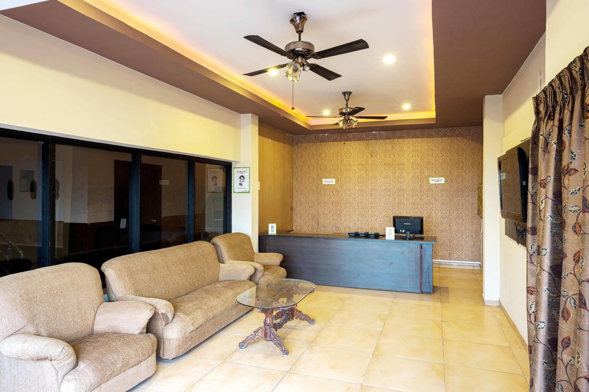 Oyo 16961 Sea Rock Hotel Visakhapatnam Ngoại thất bức ảnh